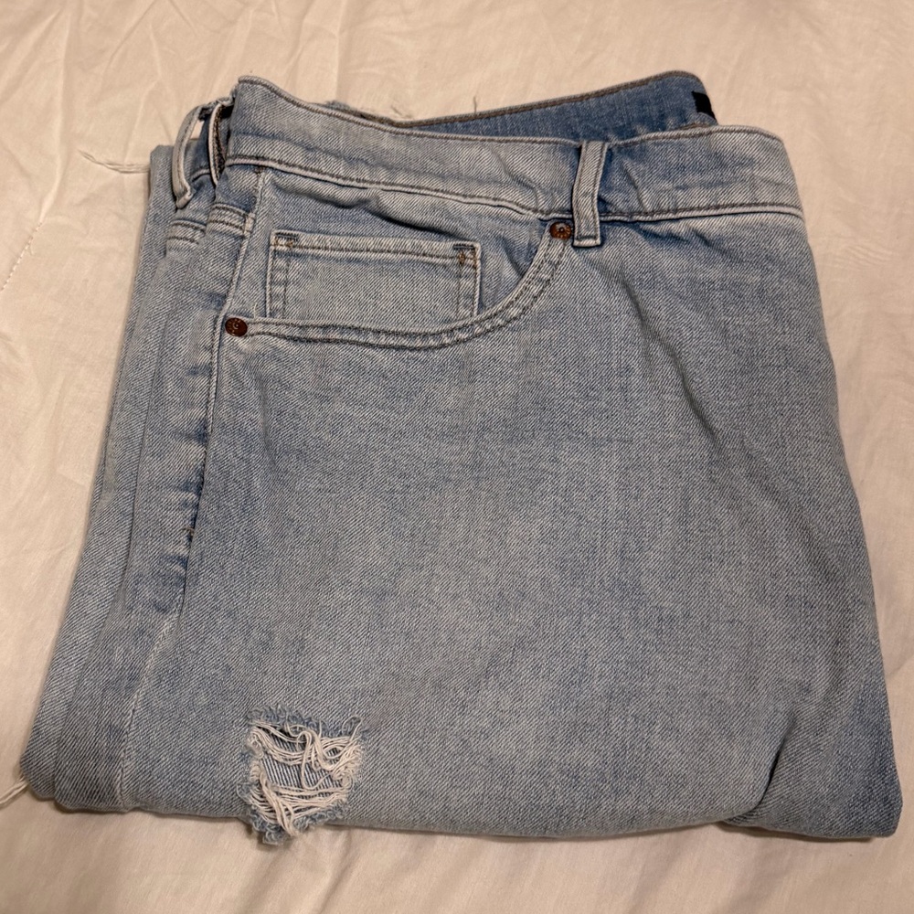 Express High Rise Mom Jeans - Picture 11 of 11